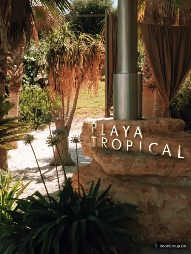 Playa Tropical tabelası
